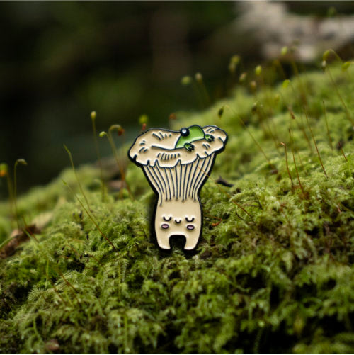 Pin Sapito
